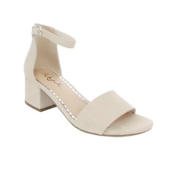 Sugar Shoes - Sugar Noelle Faux Suede Low Heel Sandal In Nude Size 9 NEW